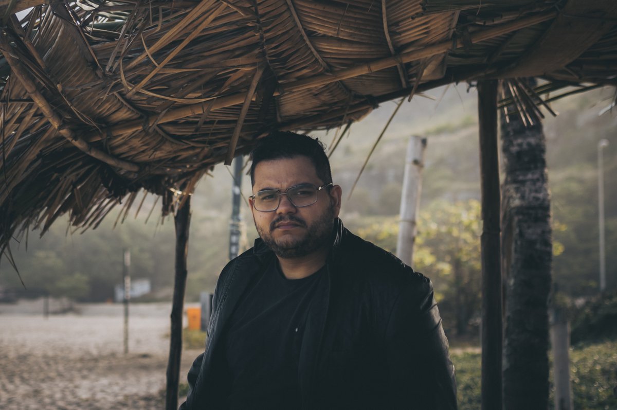 Tome posse desta palavra 👉 "Porque eu, o Senhor teu Deus, te tomo pela tua mão direita; e te digo: Não temas, eu te ajudo." (Isaías 41.13.) Inscreva-se no meu canal YouTube: youtube.com/rafaelnovarine… <a href="/RAFAELNOVARINE/">RAFAEL NOVARINE</a>