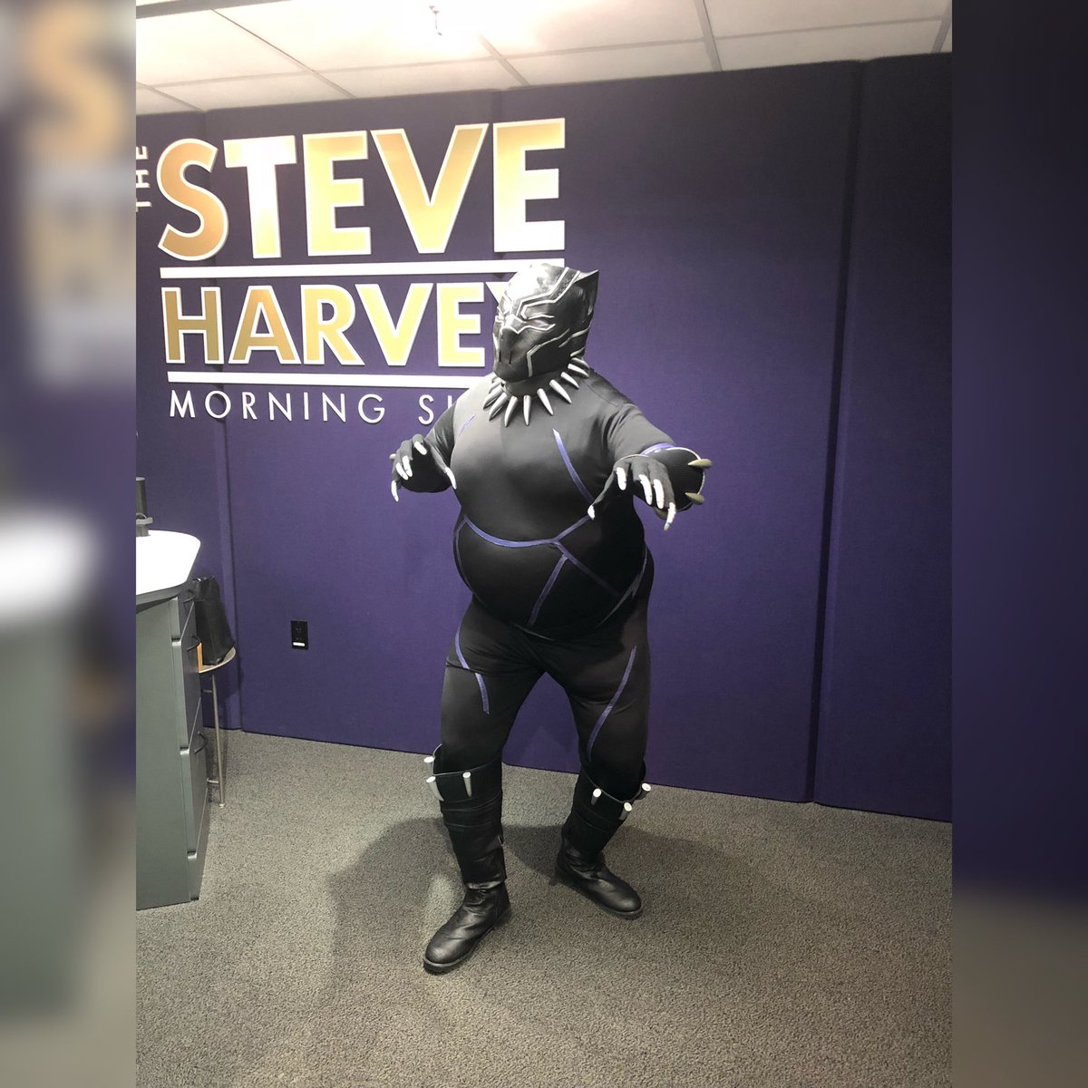 janthonybrown_'s tweet photo. #Flashback Do y’all remember when I was The Fatpanther? That might be a good Halloween costume to bring back?
.
.
.
All social media funny brought to you by https://t.co/YwXF7flPV5 🔥🔥 Try my hot sauce, nuts or popcorn! #WatchOutDehNow https://t.co/gK1d3fqvkN