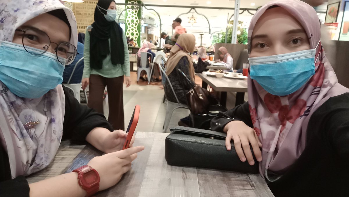 mariamasri6's tweet photo. manfaatkan cuti anda...
😘😘 https://t.co/p1VztjFyce