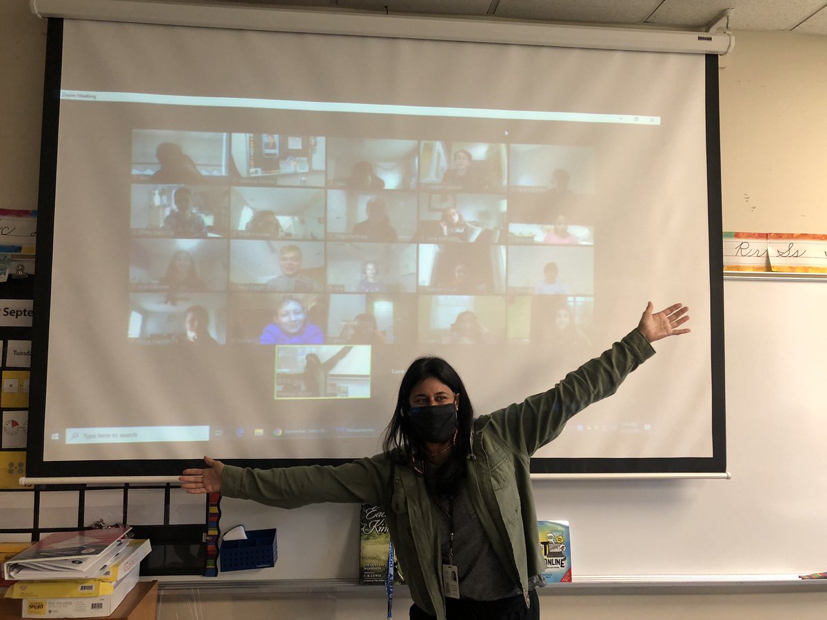 5th Grade is on the go! <a href="/LDSwasser/">mwasser</a> and <a href="/ecaponeLDS/">Elizabeth Capone</a> always put a smile on their students faces! We Are #DonovanStrong @LDSPrincipal @LDS_Supervisor