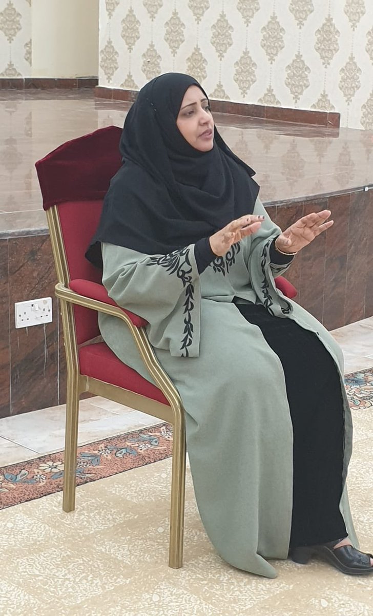 Mosdoman's tweet photo. كما إلتقت معالي @laila_alnajjar مساء اليوم برئيسات جمعيات المرأة العمانية بمحافظتي شمال وجنوب الباطنة ، وأكدت معاليها على دور جمعيات المرأة التوعوي والتنموي ومعالجة بعض القضايا الاجتماعية لاسيما التي تخص المرأة والأسرة وكبار السن . https://t.co/fkeR9vGjEf