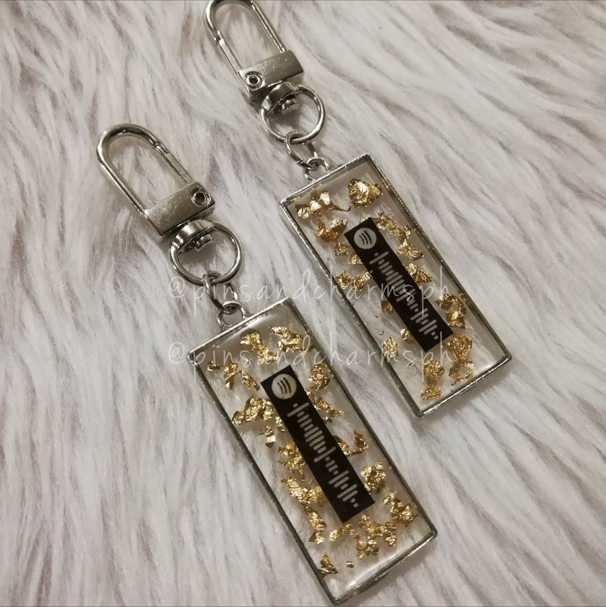 pinsandcharmsph's tweet photo. Resin Spotify Codes
Song: FRIENDS by Jimin and Taehyung
This will be the POB for those who joined the preorder of my VMIN Pin. Thank you guys!
#resinkeyring #spotifycodes #BTS #BTSARMY https://t.co/MA0eYfUKwu
