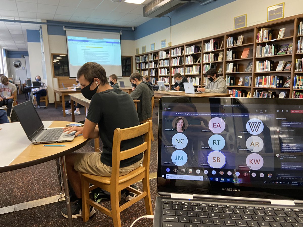 DrHines84's tweet photo. So excited to be discussing the impacts of digital representation of information! So many good points being made and excellent questions being asked! I love to hear everyone discussing together. ❤️ Thank you @CentralMagLib!! https://t.co/LsmxiihltR