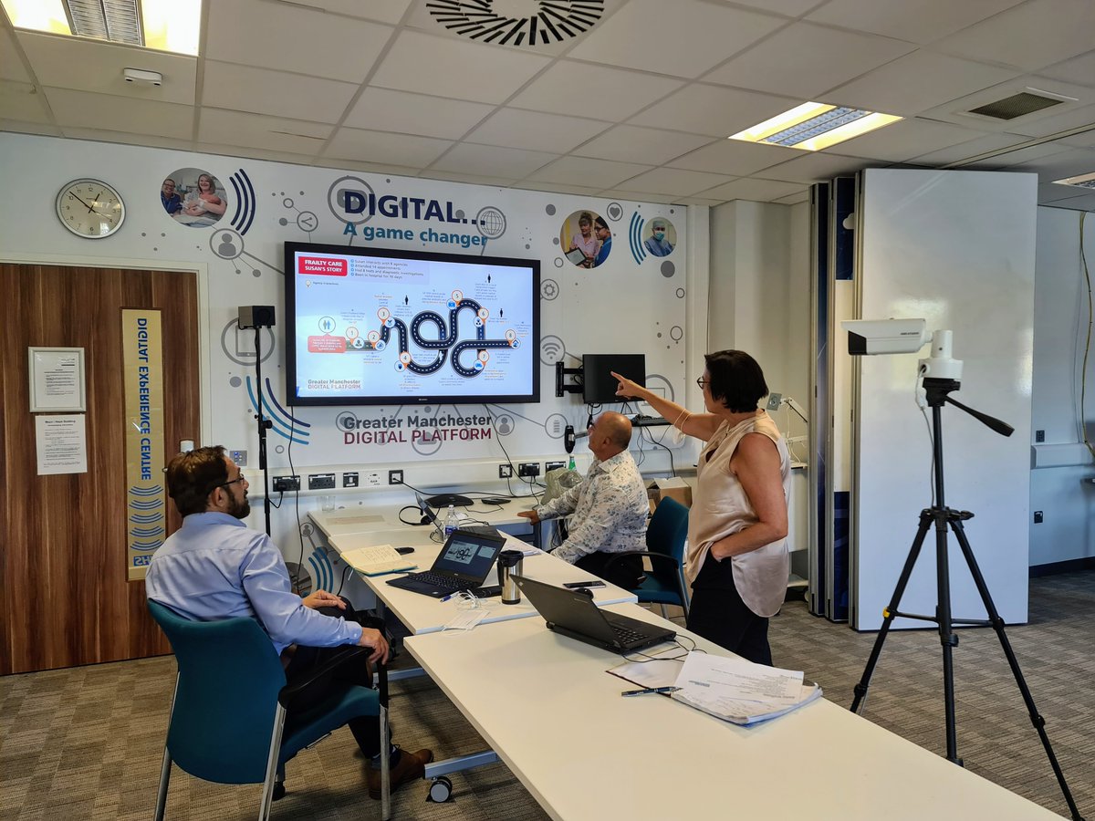 #LHCR programme team busy in HQ today planning a virtual demo of end to end bidirectional flow of citizen data. The team will show scenarios & final tech solutions of how info can be accessed, inputted & shared across health, care & community #GMDigitalPlatform #NHSDigital @NHSX