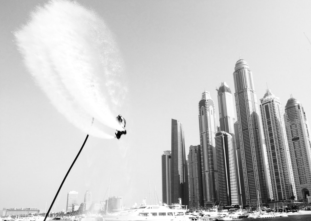 zapatacompany's tweet photo. Feeling free by #LDMKPHOTO📸
#zapata #zapatacompany #flyboard #hoverboard #flyboardshow #performance #sport #competition #riders #team #dreamteam #fit #neverstopdreaming #aquaticshow #flying #technology #air #innovation #flyingman #show #inventor #engineering #frankyzapata https://t.co/GRHG7OgNbn