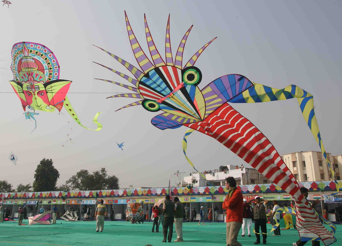 DublinKite's tweet photo. The International Kite Festival (Uttarayan) is regarded as one of the biggest kite festivals celebrated worldwide. Months before the festival, homes in Gujarat begin to manufacture kites for the festival. 🇮🇳 ☺️🙌

#DublinKiteFestival #LetsGoFlyAKite #GujaratKiteFestival https://t.co/RTqq9LUSK9