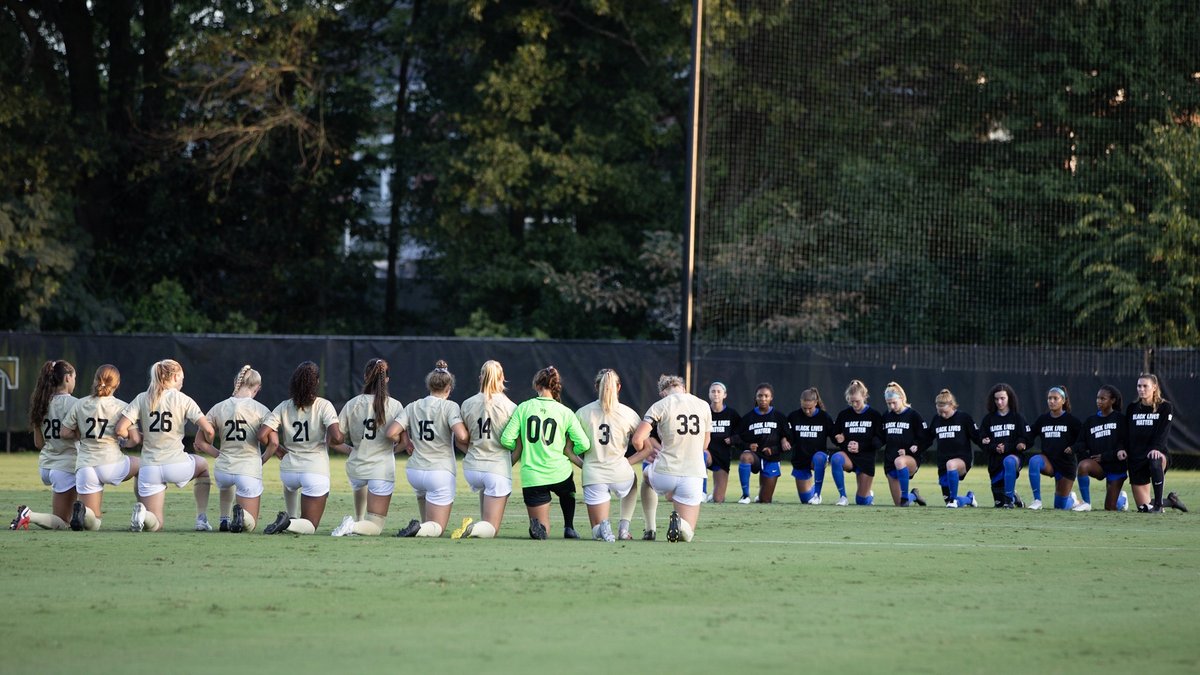 NCAASoccer's tweet photo. ‼️ VOTE ‼️ #NCAASoccer Photo of the Week! ⚽️

1️⃣ - @GSAthletics_MSO eyes on the prize ⚽️👀
2️⃣ - @FIUMensSoccer make each other better💪
3️⃣ - @WakeWSoccer and @DukeWSOC moment of silence in unity against racial injustice
4️⃣ - @OregonSoccer Game Face -but- all in the eyes 😈 https://t.co/iYX8eVwF5u