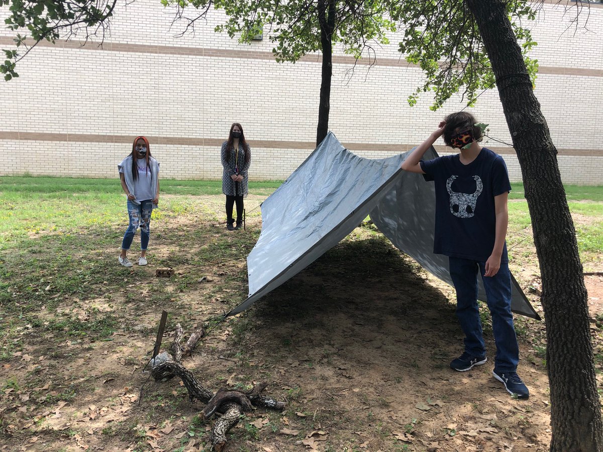 GHSOutdoorEd's tweet photo. More outdoor shelter building
Keepin it real!!!
#ghsunity
#Preservetheherd https://t.co/9GW71vhL3C