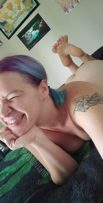 How am I this fucking cute y'all? I mean really 😋 https://t.co/SdvJxxFOuh<a href="/tag/mvsales"class="tags"><span>#mvsales</span></a>