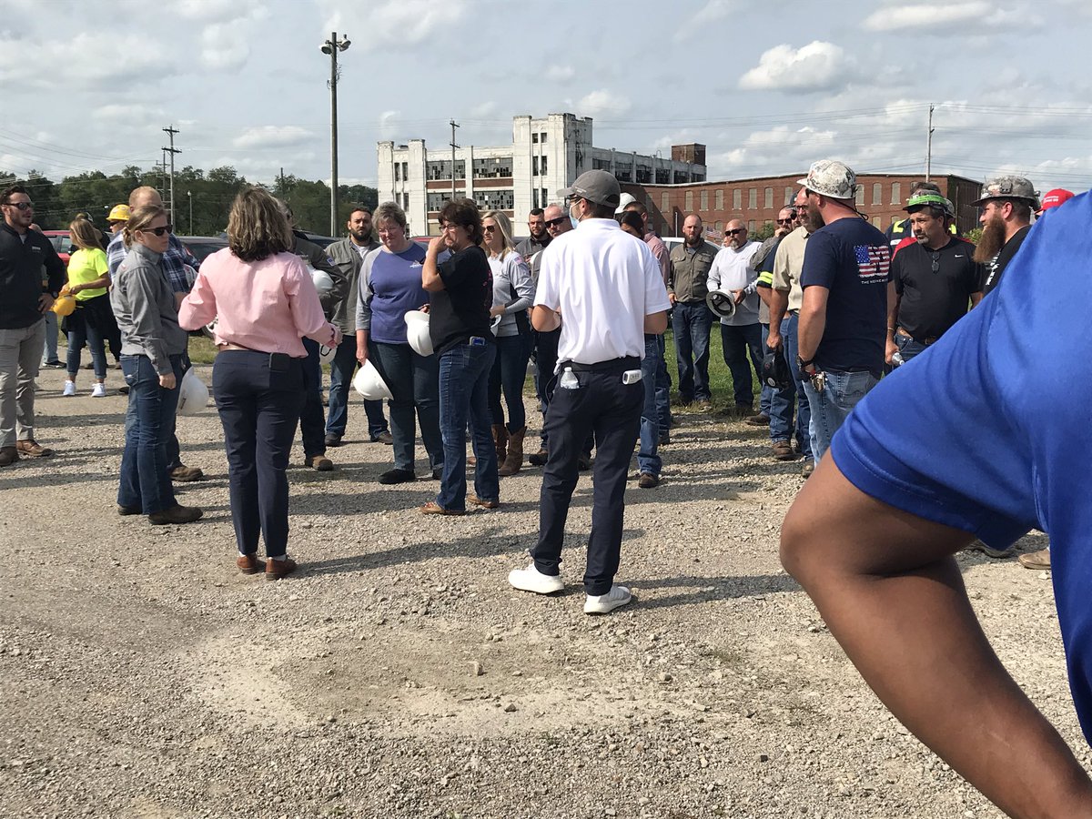 Near us are local workers from Ascent Resources in Guernsey County,  @ZembaBros Excavation and others. They’ll be prominently featured in today’s speech.