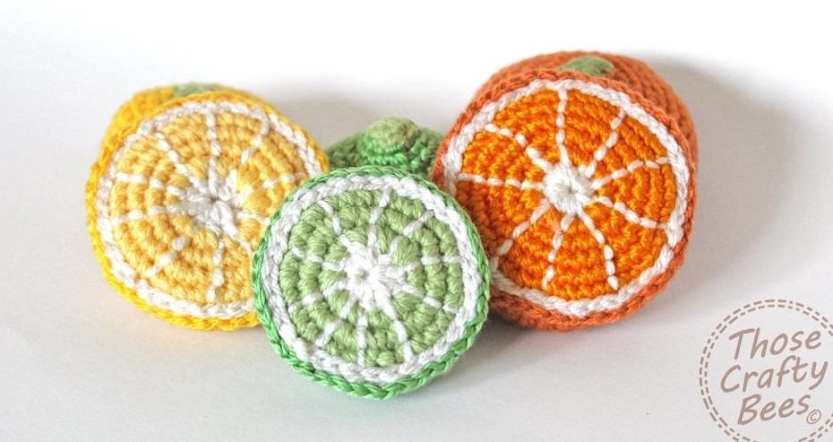 ThoseCraftyBees's tweet photo. We @ThoseCraftyBees love citrus! Bring a little color into your play kitchens with these #Handmade, soft citrus halves. Perfect for pretend play and Tactile learning.
https://t.co/9lwvZZbErz
#Citris #Delicious #Crochet #ThoseCraftyBees #StayCrafty #Unique #EtsyShop https://t.co/hIHUDCpqgm