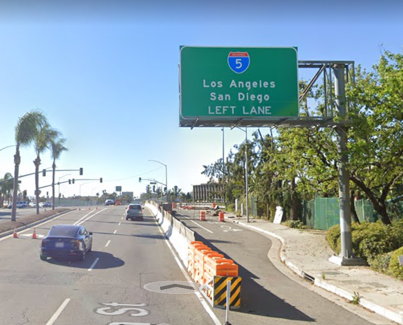 Crews are improving the sidewalk as well as installing a fence on Main St. @ Edgewood Rd. This requires the closure of the far right lane on SB Main St. b/t Walkie Way &amp; the work area, 6 a.m. to 3 p.m. Thursday, Sept. 17 and Friday, Sept. 18. Closures @ octa.net/i5centralmap.