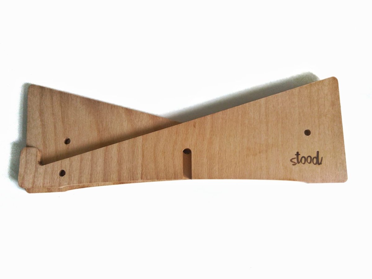 IEBGreen's tweet photo. #WorkingFromHome? This FSC-certified wooden laptop stand from @getstood slots together so easily, making it light and portable. A more #sustainable way to work comfortably! Buy in the UK from @Etsy https://t.co/WodkIuBe1f