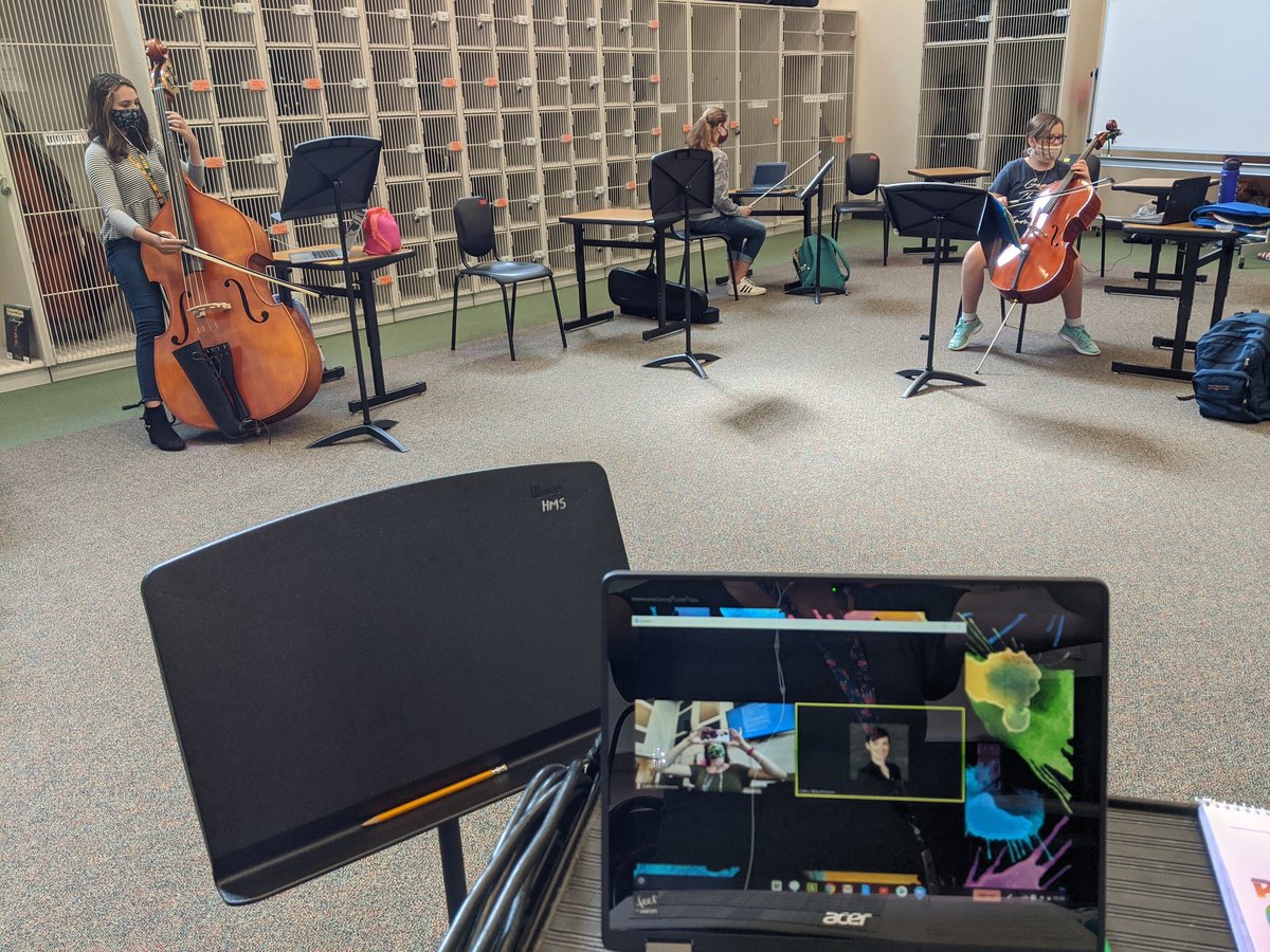 HuntOrchestra's tweet photo. Experimenting with F2F kids and virtual kids playing together on Zoom breakout rooms. We shall see how this goes!! #fisdfineartsleads @HuntMiddle https://t.co/E6OwfuuxYW