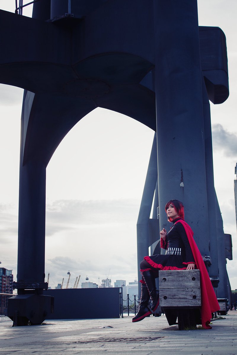 kazenary's tweet photo. To celebrate the #RWBY panel later Iβm sharing some photos from #RTXLondon 2018 I havenβt posted yet! Iβm super excited - I love RWBY so much β₯οΈπ₯Ί and Ruby is my best girl!
π· @reem_tau
Ruby Rose cosplay is selfmade by me @kazenary
#rwbycosplay #RTXatHome #RubyRose #RTX https://t.co/kLTiJqMILS