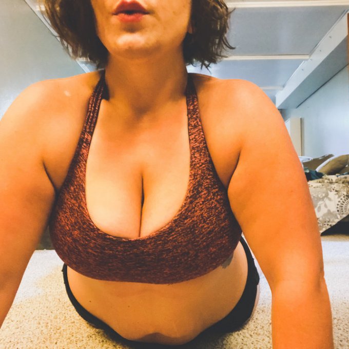 red yoga bra by @Pr0gramm3rM3gz https://t.co/0Jf9VIqkkC Find it on #ManyVids! https://t.co/c15Z71mZV<a class="tags" href="/tag/pr0gramm3rm3gz">@pr0gramm3rm3gz</a><a href="/tag/manyvids"class="tags"><span>#manyvids</span></a>