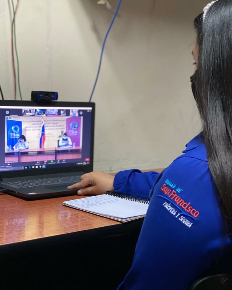 ✏️El dia de Ayer estuvimos con nuestro Presidente <a href="/nicolasmaduro/">Nicolás Maduro</a> en una videoconferencia Con tema de Educación en aras del fortalecimiento de la Educación  a Distancia, plan educativo #CadaFamiliaUnaEscuela , PAE y Otros planes que Tenemos a nivel Pais.#EstudiantesConMaduro