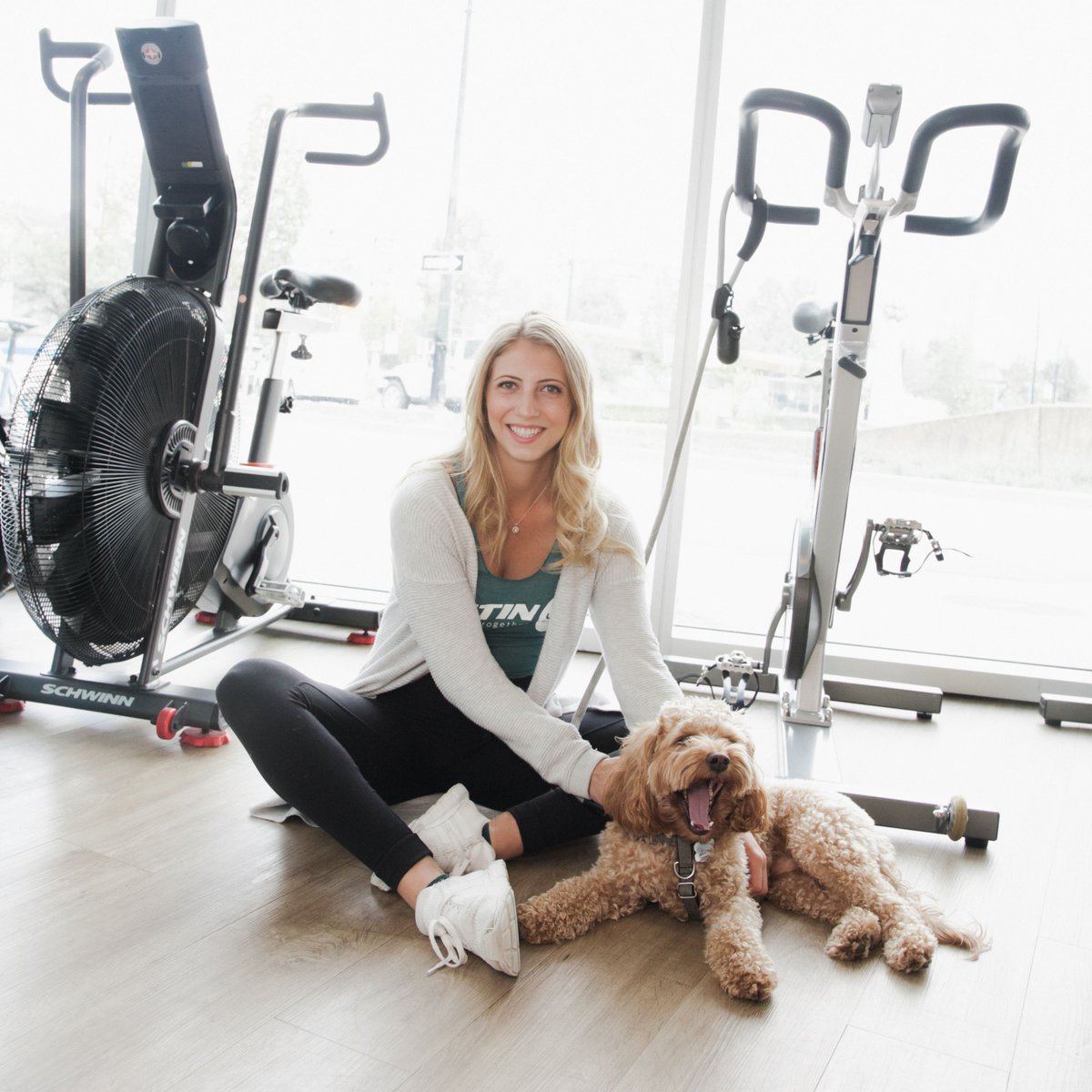 Fitin30Minutes's tweet photo. Workout + puppy = endorphins overload! 

If you’re looking for a midweek pick-me-up, squeeze in a 30 minute workout.

As hard as it may be to start, we guarantee you will feel so great after.

Need some motivation? We’re here to help. Book a quick session with us now! https://t.co/NHlPEQuzXl