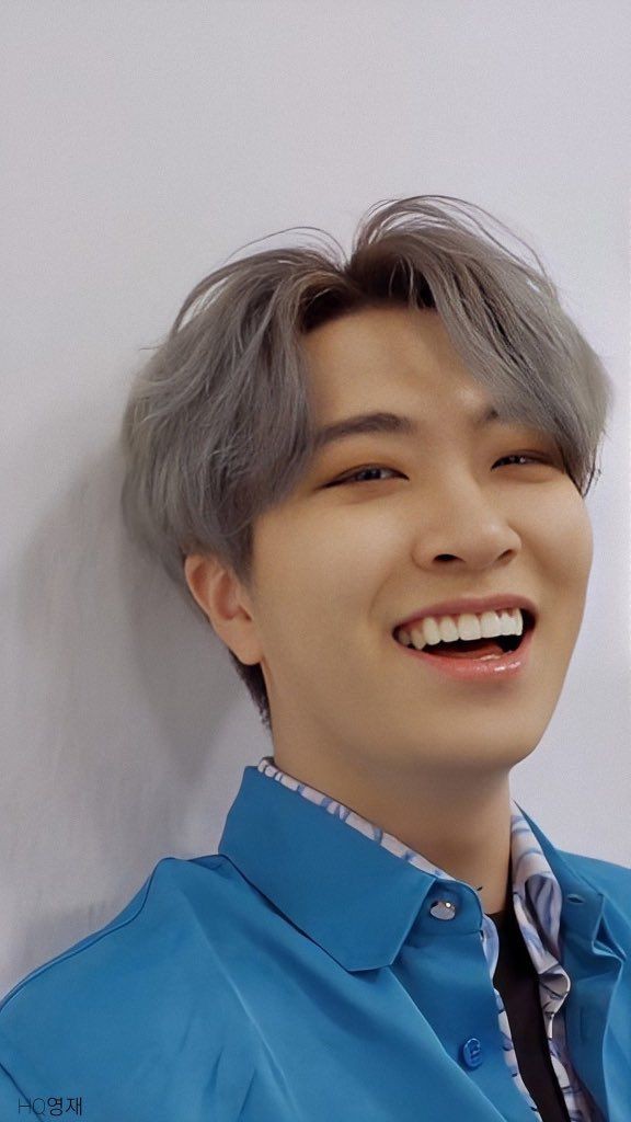 Thank you for being our best sunshine!! Your laugh always brighten up our days. We love you #DalDiYoungjaeDay  #햇살달디영재_생일축하해  #GOT7  @GOT7Official  #OurSoulmateYoungjae(end of thread)