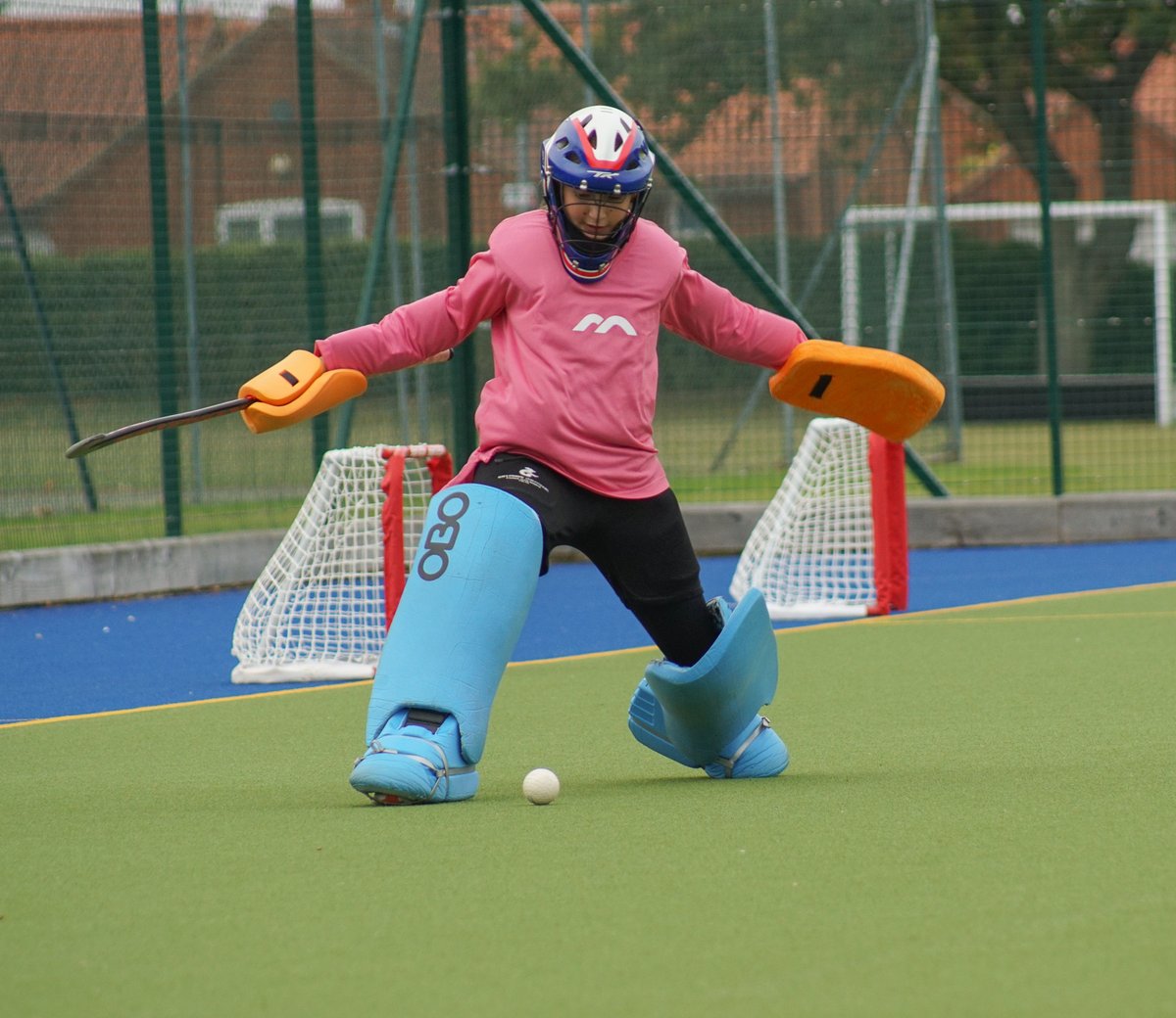 Greshams_School's tweet photo. Prep girls have begun their hockey term #enthusiasm #panache Coaching staff @GreshamsSport have already been impressed by #workrate #skilllevels #teamsport ; spending time developing skills while there are no matches to prepare for at present #spacetoperform #happyhockey https://t.co/ySCezo5jmK