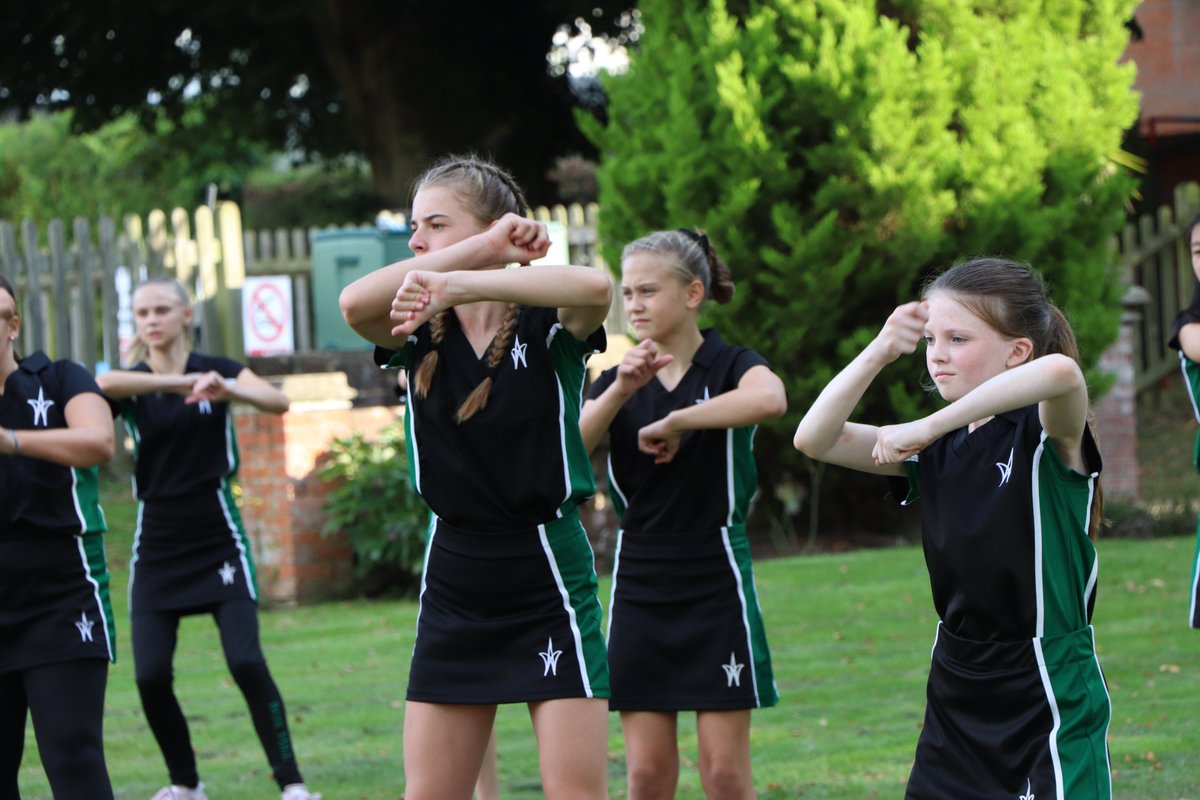 boxhillschool's tweet photo. Great to see our students enjoying the sunny afternoon yesterday during activities! #BoxHillActivities https://t.co/W0nqIO3uPf