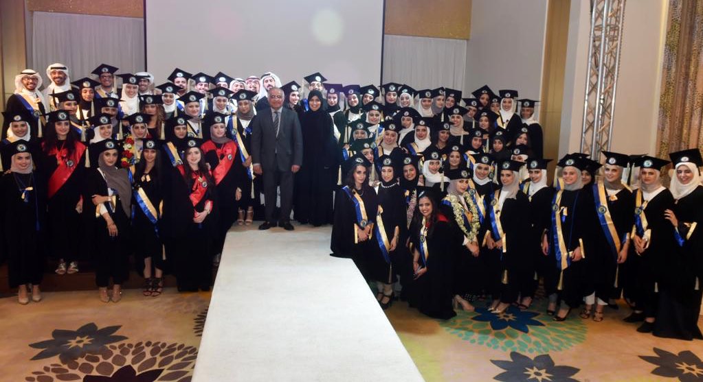 KuMSA_Q8's tweet image. “اللهمّ لا سهل إلّا ما جعلته سهلًا وأنت تجعل الحزن إذا شِئت سهلًا&quot;

كل التوفيق لطلبة السنة السابعة غداً في أول اختباراتهم النهائية.

وفّقكم الله وسدد خطاكم في أولى الخطوات نحو التخرج 🎓⭐️