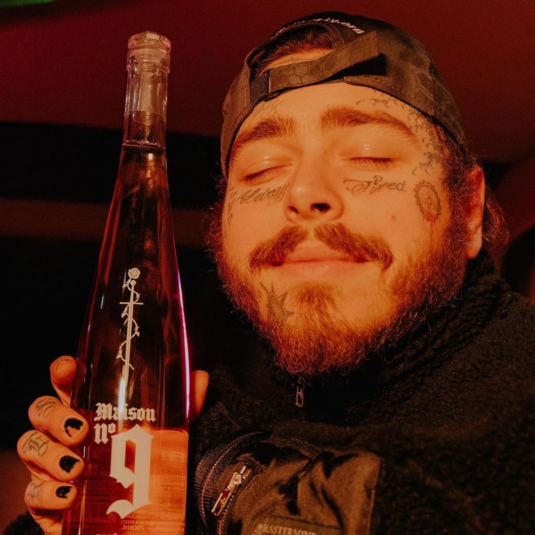 ChartsPosty's tweet photo. All of @PostMalone’s 5 most popular songs on Spotify now have over 1 billion streams. https://t.co/R4WqkwPqOV
