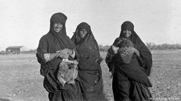 IQ_Mesopotamia's tweet image. نساء من ريف مدينة العمارة في عشرينات القرن الماضي.

Iraqi Women from Al-Amara City (South Iraq) 
in the 1920s