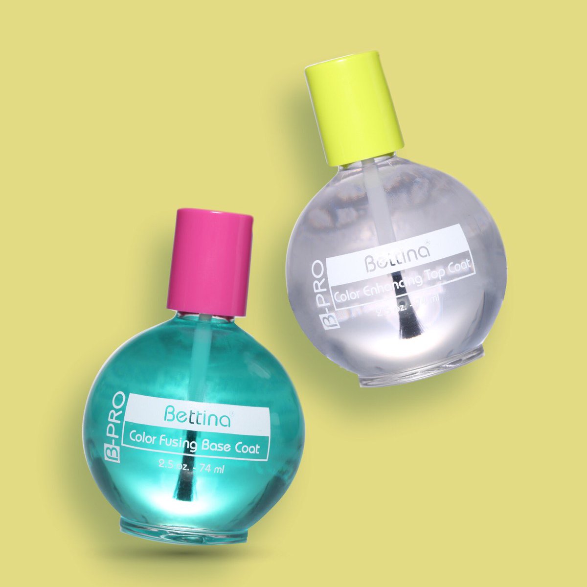 ¿Sabes que si antes de pintar tus uñas, las limpias con acetona y aplicas un Base Coat antes del color, tu esmalte dura más? Para finalizar aplica el Top Coat que protegerá el color. 

bettinacosmetics.com/product-catego…
#Bettina #nails #nailpolish #BaseCoat #TopCoat #nailenamel #naillacquer