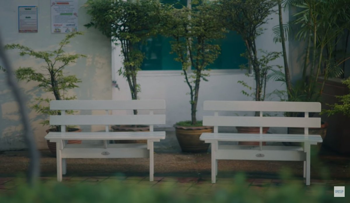 Little_girlnc's tweet photo. เป็น MV ที่เศร้ามากกกก นี่คือสิ่งที่ควรเปลียนของสังคม เลิกมองกันแค่สิ่งที่เห็น แต่ควรมองการกระทำและความจริง ทุกรส ทุกเพศสภาพ ถ้าเค้าเป็นคนดี มีความรัก ไม่ควรถูกกระทำแบบนี้ และควรปลูกฝังตั้งแต่วันเด็ก โคตรสะท้อนภาพของสังคมเลย
#คนไม่มีหัวใจ #PunBasher #genierecords https://t.co/d1oJI60KVj