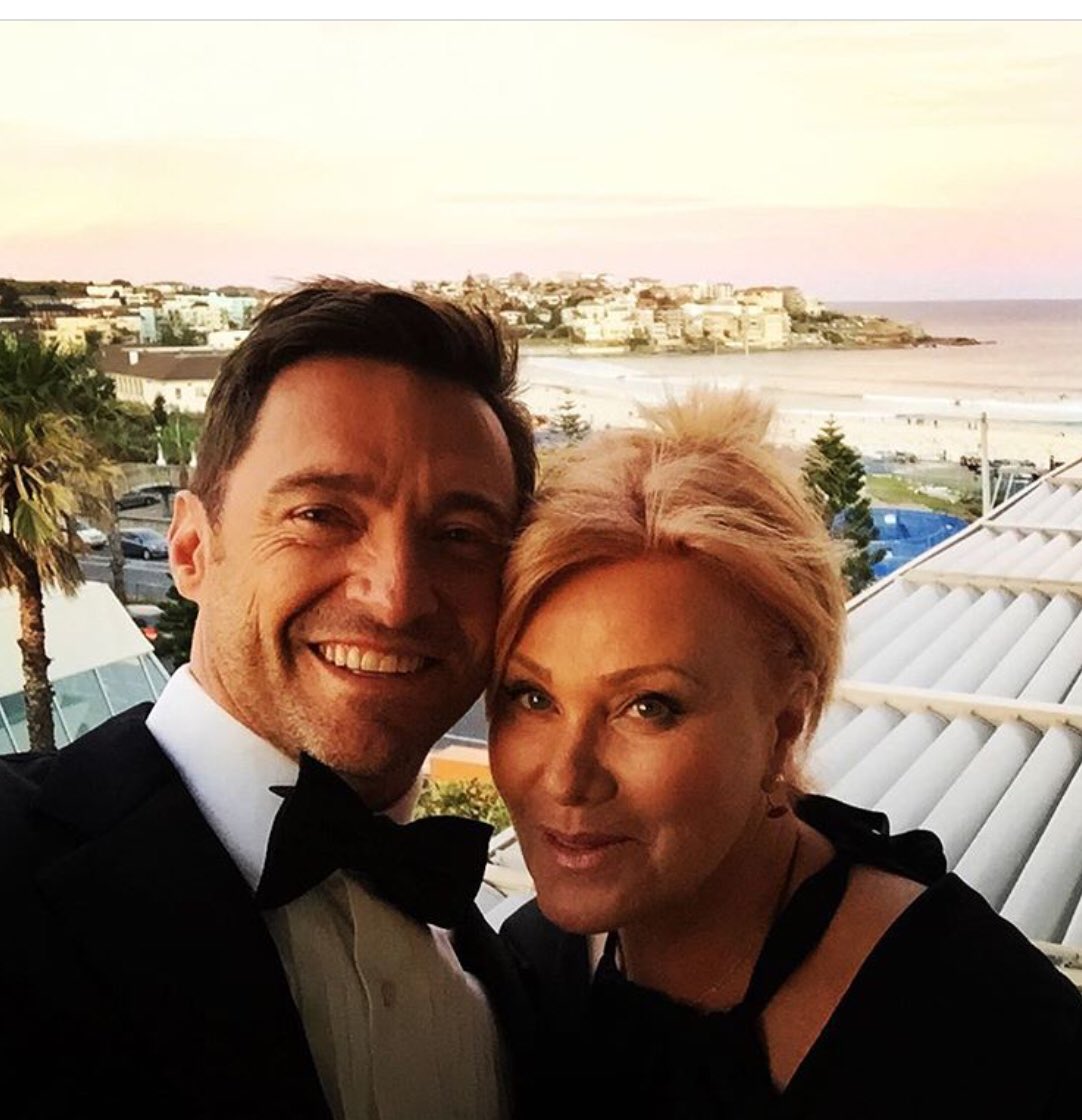 JackmansLanding's tweet image. It’s National Working Parents day today and these are two of the best. 💞 #hughjackman #deborraleefurness #adoptchange #globalcitizen #nationalworkingparentsday2020 📸 Hugh Jackman