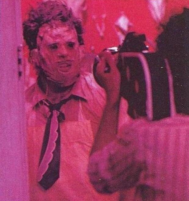 leatherfacestan's tweet photo. this photo is cute n pink 💖💖 https://t.co/7JtOBpn3RW