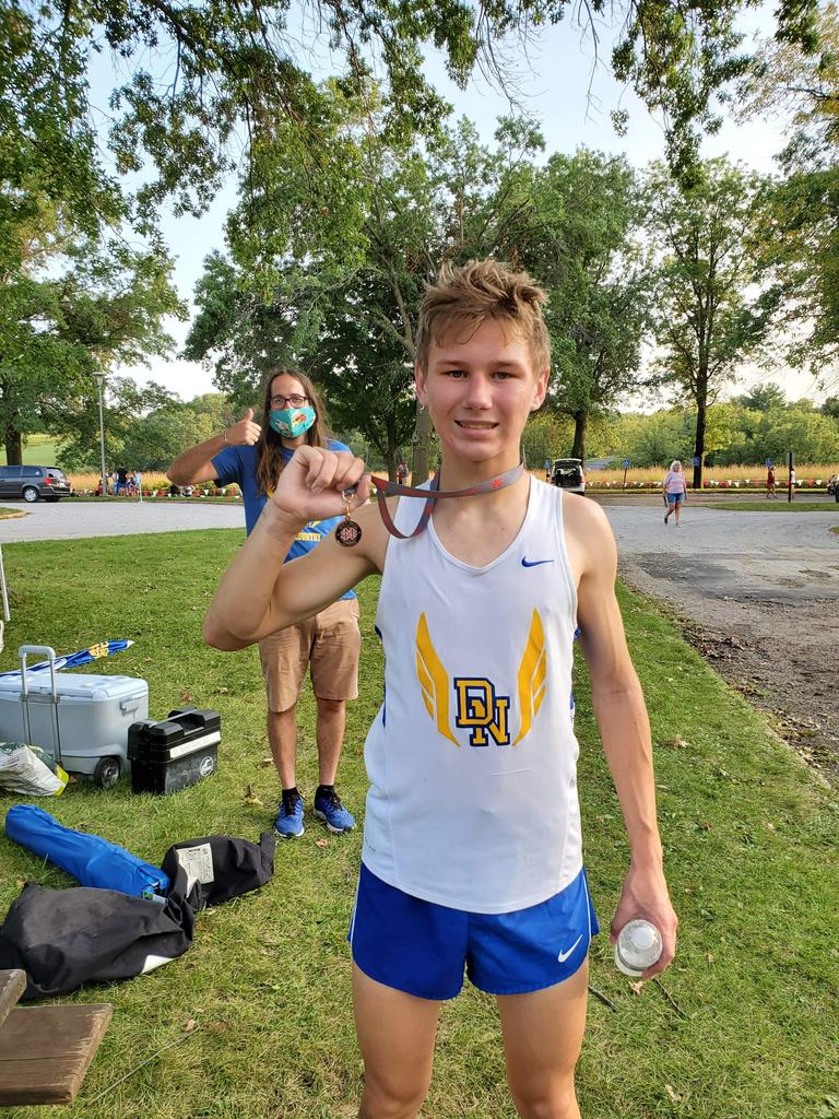 DavNorthXC's tweet photo. Aiden Bowser made his way through the pack last night at North Scott to medal with an 11th place varsity finish! Go Wildcats! https://t.co/wayrO9zmLp