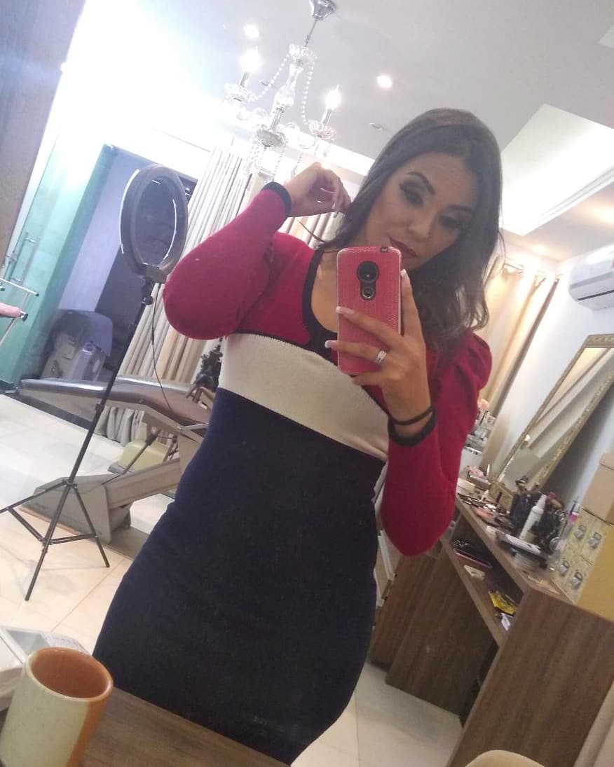pamluiza1's tweet photo. Sdd de uma produção dessas aí né minha filha 💖😍😂
👗💗💄
#quesdd #sdddeumaprodução #make #beleȥa #elaarrasa #mineira #brasil #mulheraodaporra #sejaluz #seame #belohorizonte #bela #estilo #estiloblogueira https://t.co/eNS8UUmplk