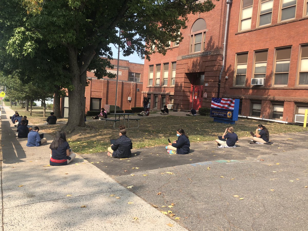 Kennelly 6th Grade Bees enjoying some fresh air using their technology. <a href="/kennelly_school/">Kennelly School</a> <a href="/cahillsfour/">June Cahill</a> <a href="/HartfordSuper/">Dr. Leslie Torres-Rodriguez</a> <a href="/Hartford_Public/">Hartford Public Schools</a> <a href="/WFSBnews/">WFSB Channel 3</a> <a href="/FOX61News/">FOX61</a> <a href="/Killor1Maryjane/">Maryjane Killoran</a> <a href="/maren87/">Maren Nolan</a>