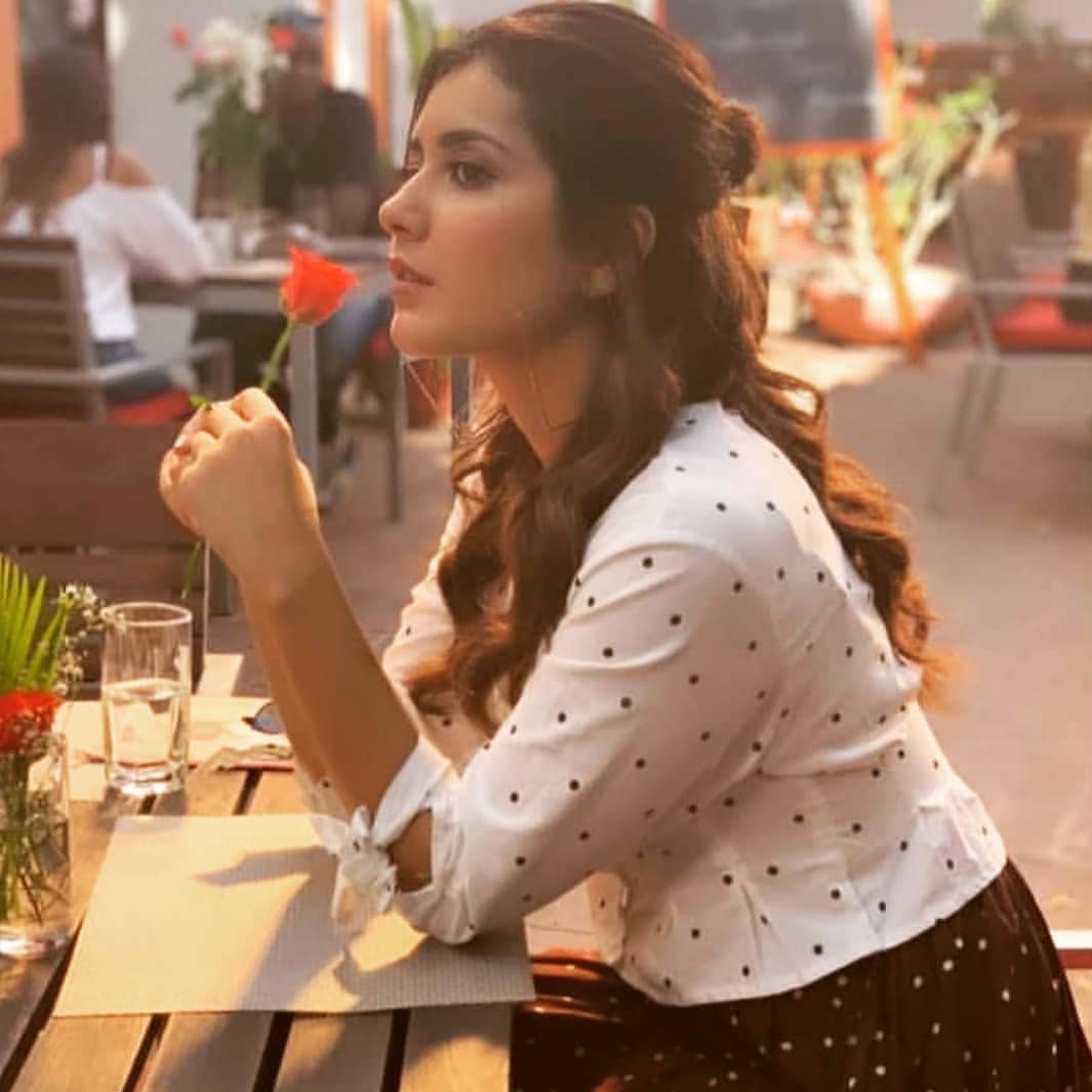 RaashiMy's tweet photo. #RaashiKhanna 
#RaashiBdayFestIn75D 
#RaashiKhannaBdayOnNov30 
@RaashiKhanna

Speed up guys. Dont stop the trend. Keep trending 😉 https://t.co/5bGpkXkBUB