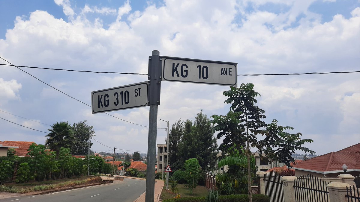 Things I love about Kigali. 

Delivery services in Kigali work almost seamlessly (no follow up direction calls), because vast majority of the city is so clearly marked.
#kigali #designedforhumans #EverydayUXStories