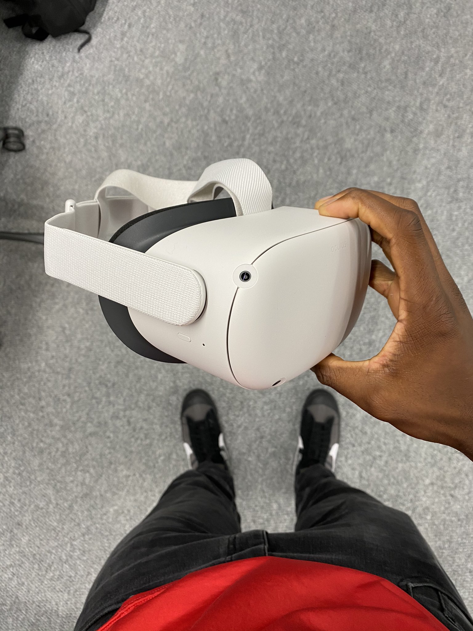 Oculus quest xr2 sale