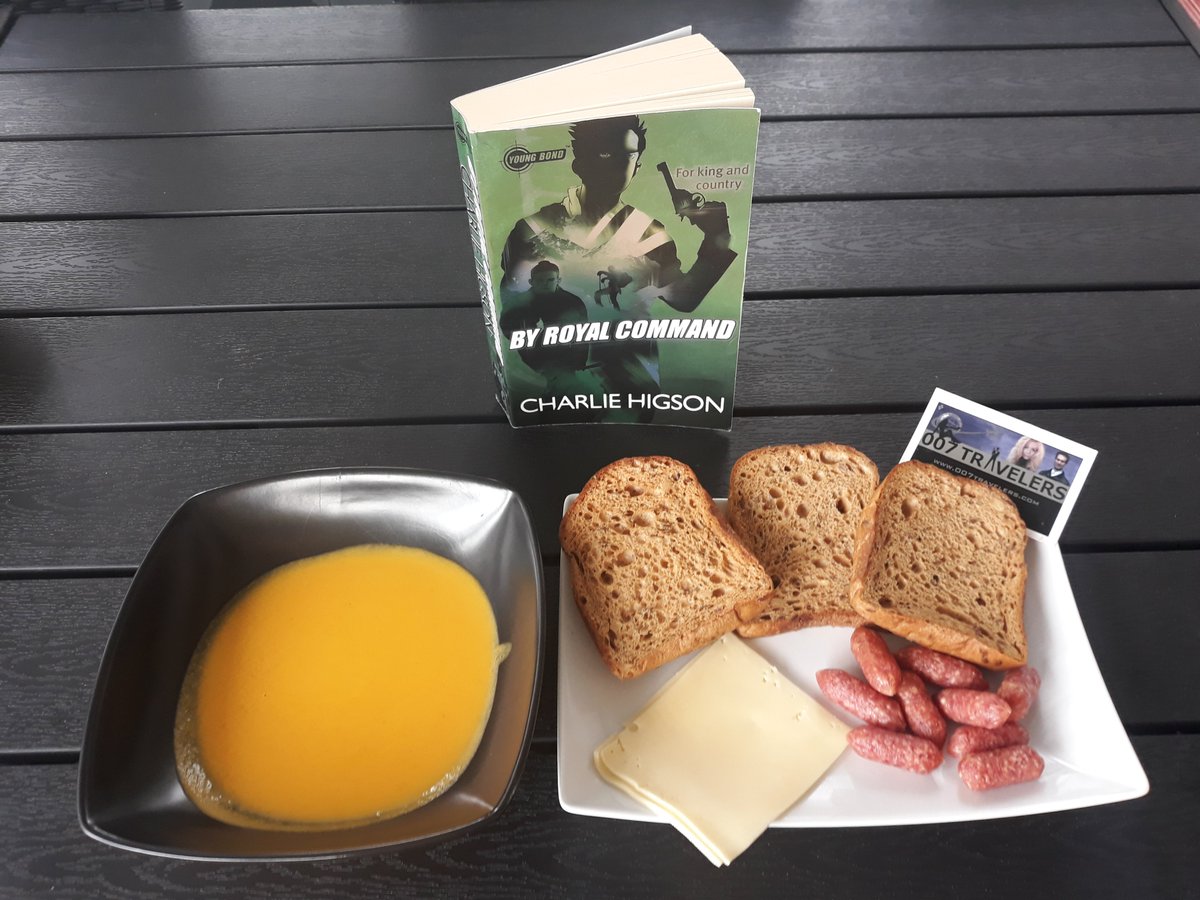 007Travelers's tweet photo. Self-made 007 #Food: Soup followed by spicy German sausage.
Bond eats this lunch in Kitzbühel, Austria with his ski instructor Hannes Oberhauser in #YoungBond novel #ByRoyalCommand by #CharlieHigson
Read more here:
https://t.co/MjxaOquIoh
#JamesBond @monstroso #books #BondFood https://t.co/omjSqbKJGL