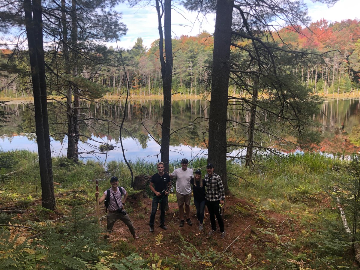 Muskoka Conservancy Teams Up With Muskoka Grown For National Clean-Up Day Event At Upjohn Nature Reserve
muskoka411.com/start/muskoka-… #Bracebridge #NationalCleanUpDay