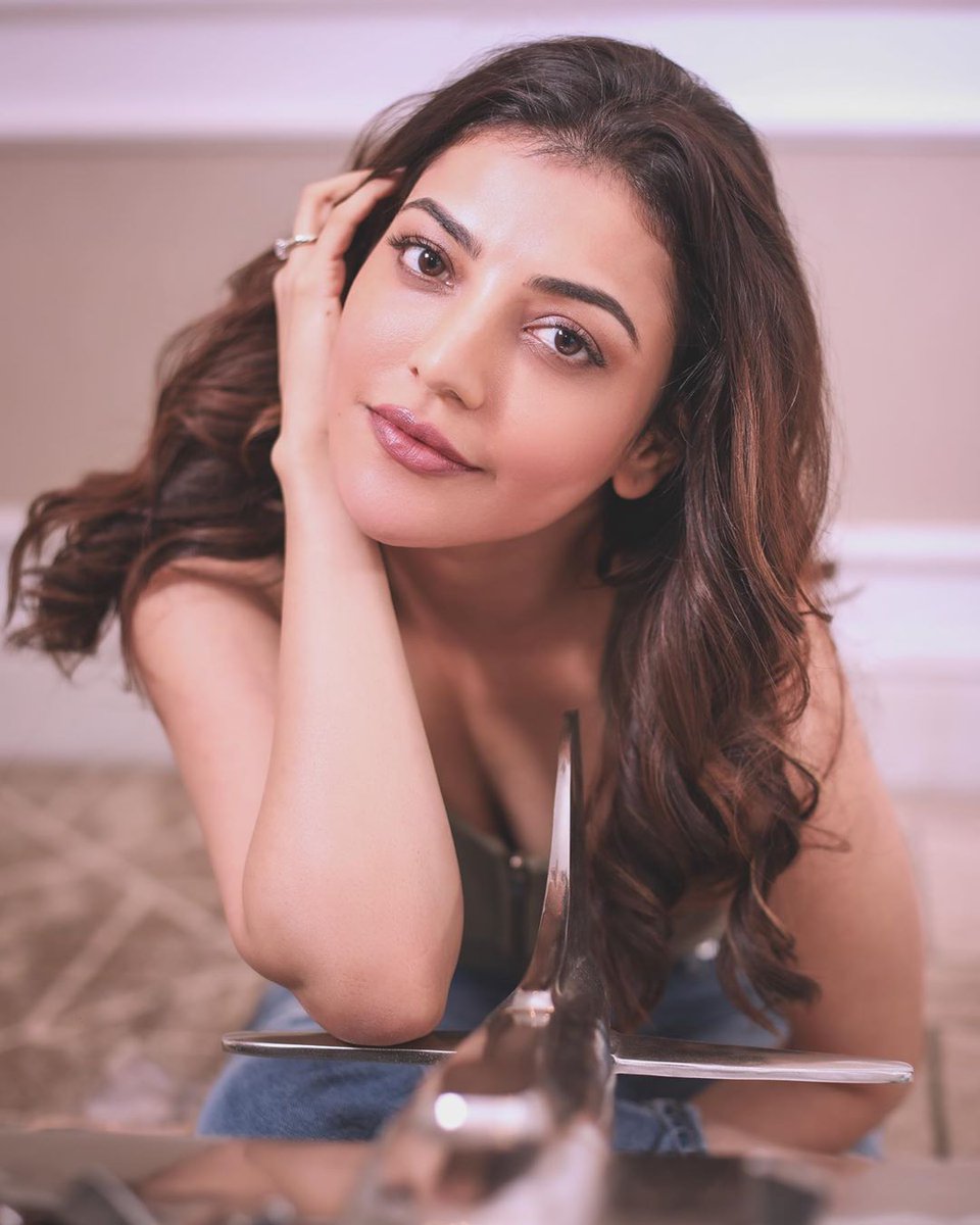 UaCinemas's tweet photo. Gorgeous look forever✨😍✨😍
#Kajal #KajalAggarwal #KajalAgarwal #beauty 
@MsKajalAggarwal @KajalAggarwalFC @KajalAgarwalKfc @KajalAggarwalTM @Kajalaggarwal_ 
#uacinemas @UaCinemas https://t.co/XA4L2i4TdU