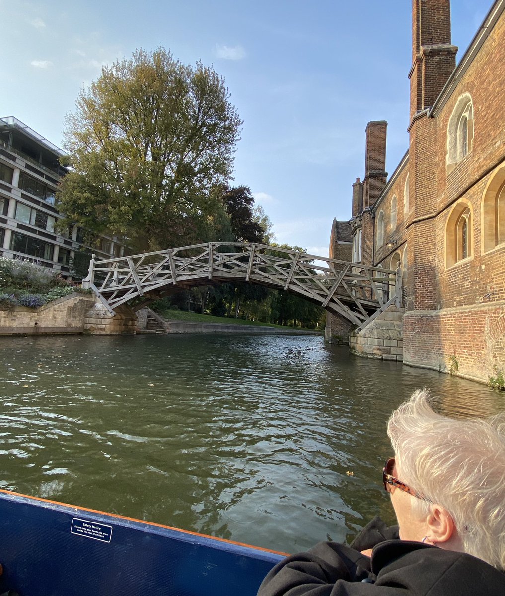 spstoney's tweet photo. Our first ever #punt on the #River #Cam #Cambridge today. Great views of the colleges. Our punter/guide Theo’ was very knowledgable and made our trip most enjoyable. Thanks @scudamorespunts https://t.co/mT1vU16eQS