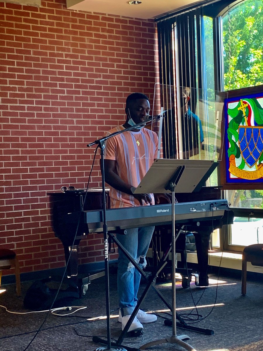 spartanministry's tweet photo. YOUR WEDNESDAY NIGHT PLANS ARE ABOUT TO BE FILLED!
8:00 in the Alumni Courtyard we are hosting our first Worship Night of the year! You won't wanna miss it! #WorshipWorshipWorship #StrictlyBops #CWT https://t.co/ZHNrJGPmh6