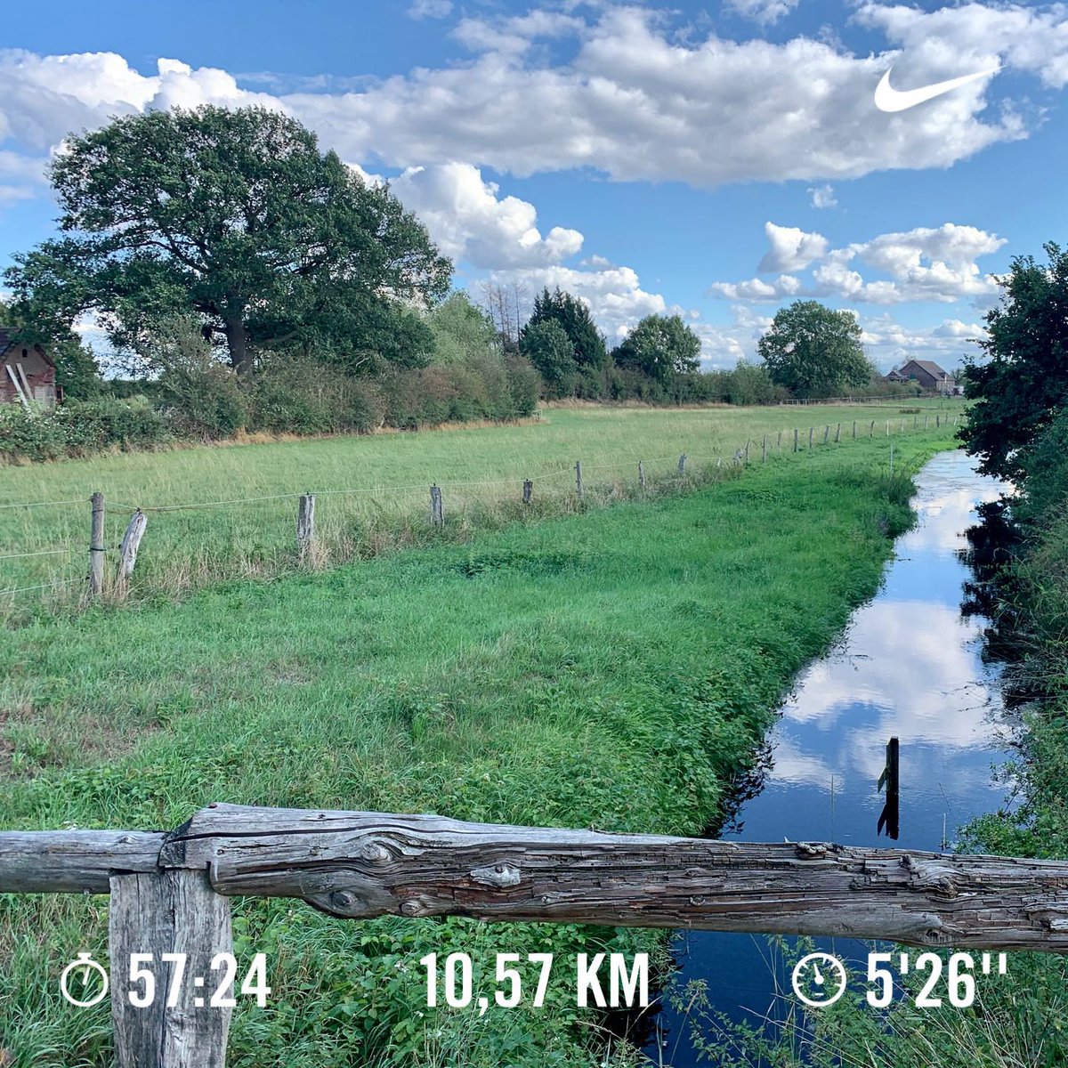 arnecls's tweet image. #runningprogress trying to make my last step goal the new normal... slowly getting there. Next step goal is 15km.