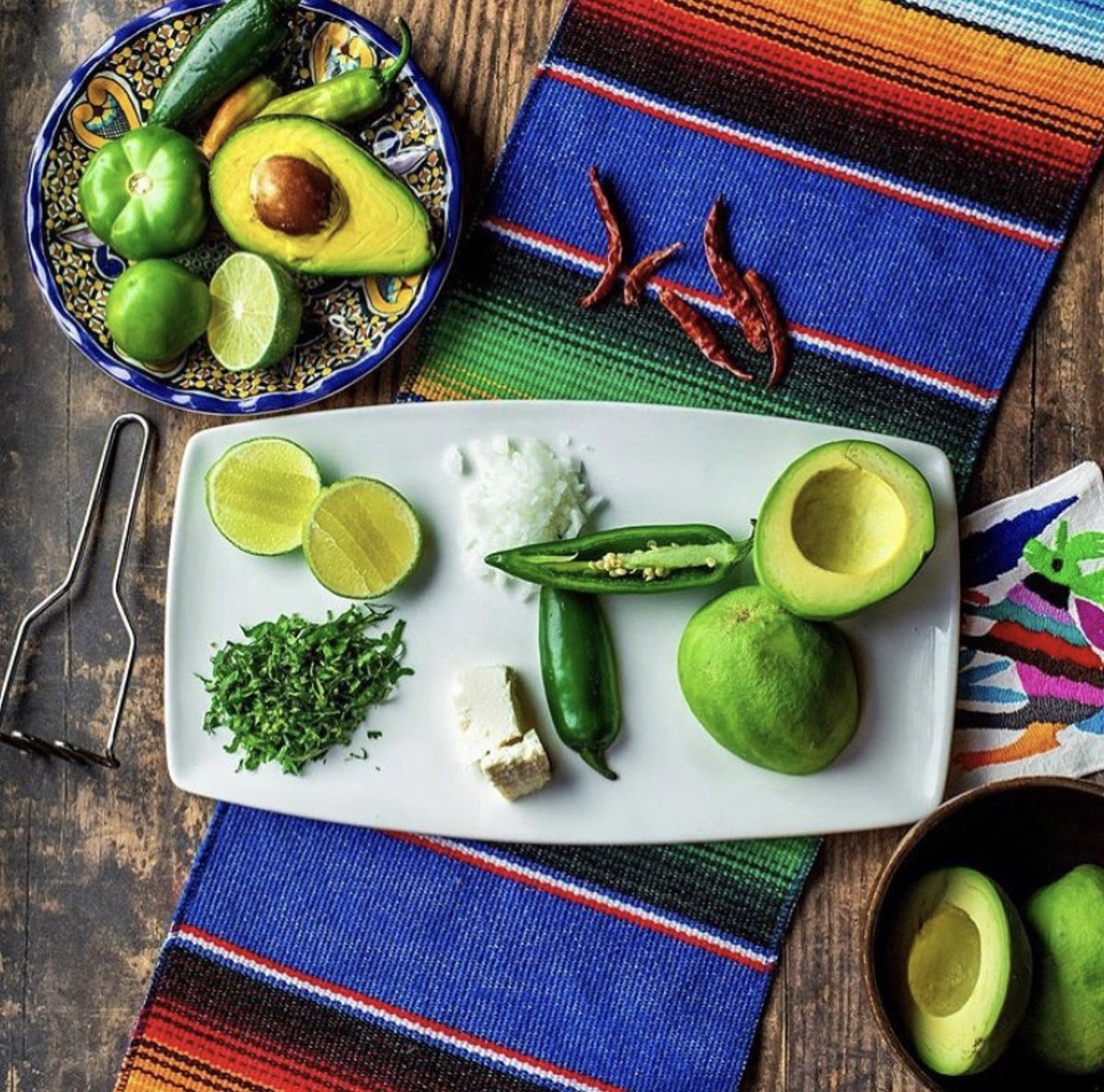 evenhotelsnyc's tweet photo. #HispanicHeritageMonth starts today, which happens to be #MexicanIndependenceDay &amp; #NationalGuacamoleDay too! This month we honor all the wonderful contributions our Hispanic &amp; Latin American friends have made to our history, culture, country! ❤️ ¡Celebremos! 📸| @vidaverdenyc https://t.co/YVpOMgWKDA