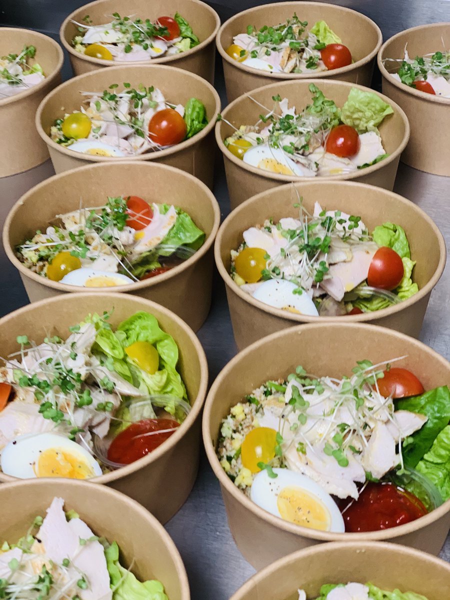 Right now, it's all about thinking inside the box
#itsgreattohaveourchefsback #foodcolours #workplacefood #workplacewellbing #Covidsafe