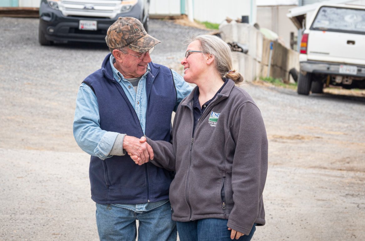 We’re hiring! We have more than 140 jobs available across the country. Enjoy job security and excellent healthcare benefits for you and your family. Join our team and support our #farmers and #ranchers. Apply today: go.usa.gov/xGj89
