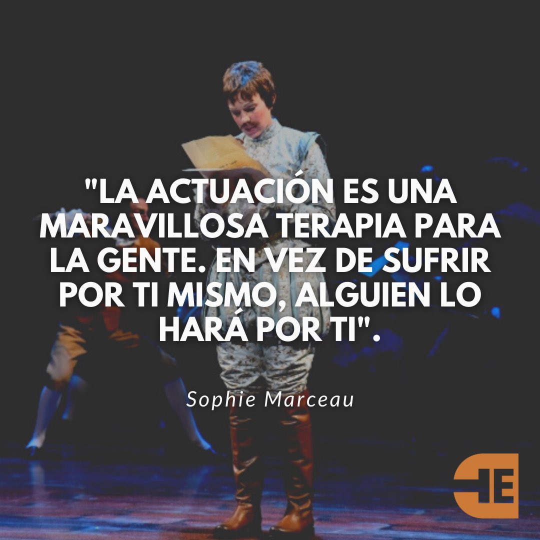 teatroestudioEC's tweet photo. #FrasesTelia

El teatro es un espejo que puede reflejar profundos deseos. La sensación de satisfacerlos a través de una obra ficticia es un fenómeno conocido como "catarsis", y se logra a través de la generación de un vínculo de empatía entre el actor, el personaje y el público. https://t.co/cm2VdrkBYf
