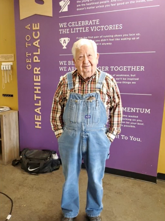 RT AnytimeFitness: At Anytime Fitness, we’re all about making healthy happen, and so is our member, Lloyd Black, this year’s winner of the SilverSneakers Swanson Award. Lloyd is 92 years old and works out three days a week in his signature overalls. Than…