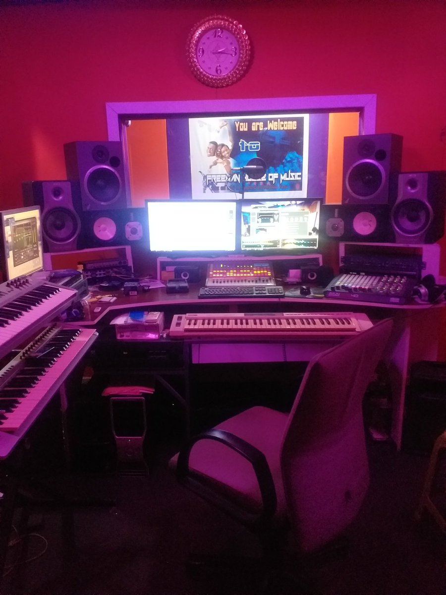 BitzFreeman's tweet photo. Freeman House of Music is back like never before. We're  offering a promotion to all our clients. Record one track, get one track free promo till 1st Jan, 21
#Recordonegetonefree

@Techiman2 
@QuofiStone 
@nana_ba4 
@pjewelsmusik 
@KwadjoeD 
@Maigapromos 
@AdowaConny 
@DjJimore https://t.co/nWEJUGuUsd
